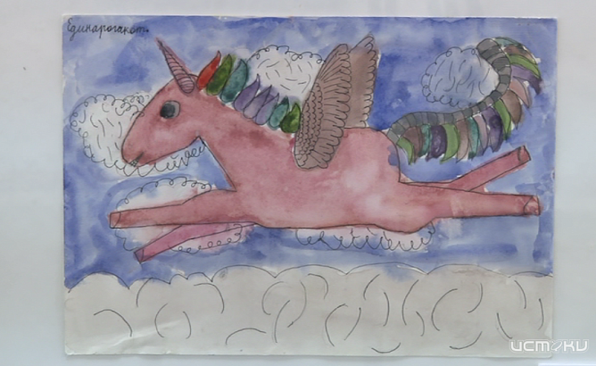 Фоторепортаж: в Орле открылась выставка юных художников "Славлю Родину свою"