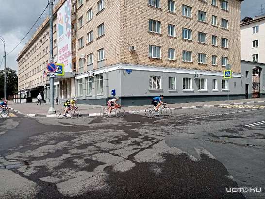 Фоторепортаж: в Орле прошла открытая велогонка-критериум 