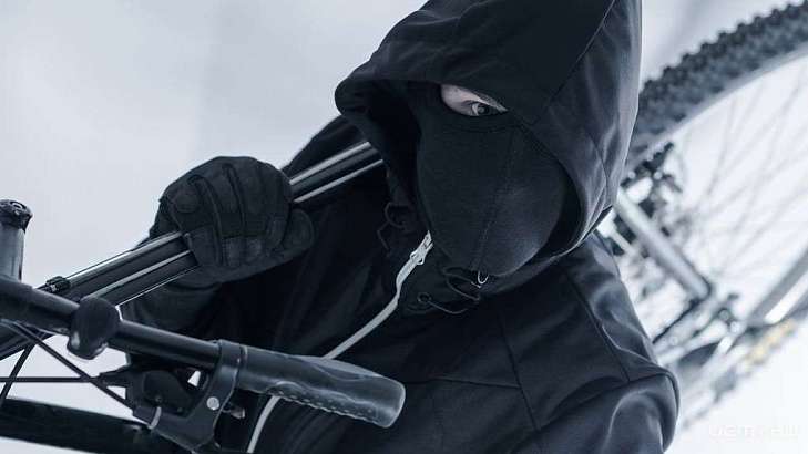 Рецидивист украл велосипед, но продать его не смог