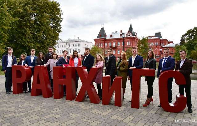 Дети военнослужащих, участвующих в спецоперации на Украине, смогут бесплатно учиться в Президентской академии