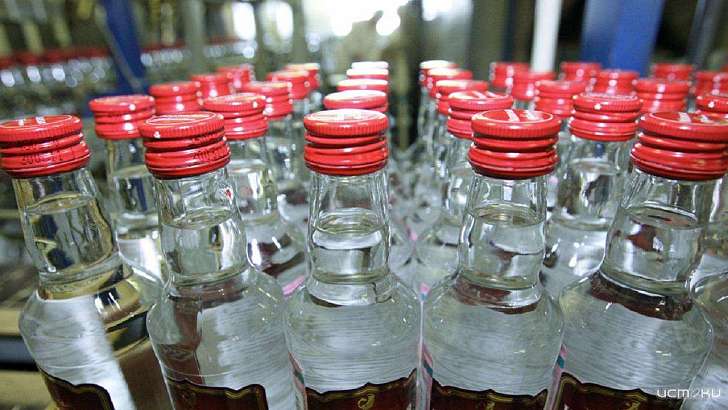 На Орловщине резко снизилось число случаев отравления паленым алкоголем