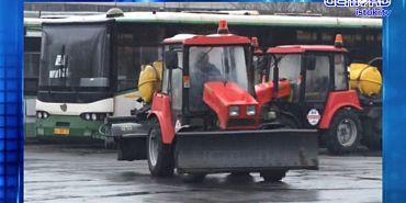 Спецавтобаза вода Орловские улицы действительно поливают питьевой водой