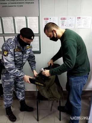 В Орловской области в суды пытались пронести шило и гвозди