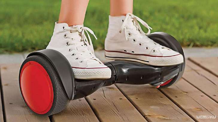 На минуту отвернувшись, орловчанка осталась без гироскутера посреди ТЦ