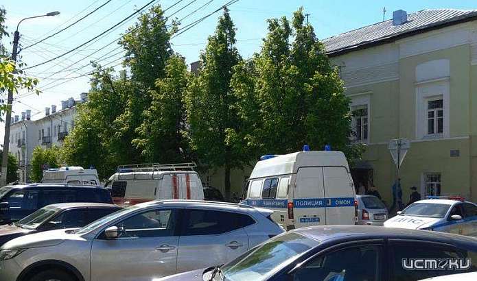 “Все спокойно”: Клычков прокомментировал ситуацию с минированием объектов в Орле