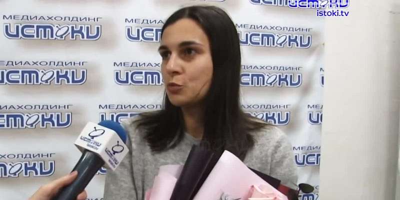 Мэр Орла сам взялся за лопату, а в Лужках из-за снегопада образовалась пробка из грузовиков