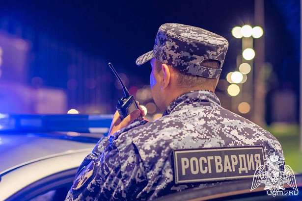 С начала года орловские силовики совершили более 5 тысяч выездов по сигналу тревожной кнопки С начала года орловские силовики совершили более 5 тысяч выездов по сигналу тревожной кнопки