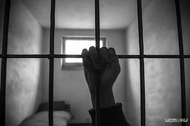 Житель Мценского района проведет в тюрьме 11 лет за удар ножом в сердце