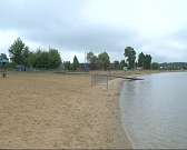 Почему пляж на озере Светлая Жизнь не готов к открытию купального сезона