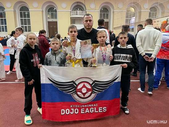 Орловские каратисты стали обладателями 7 медалей разного достоинства в Санкт-Петербурге