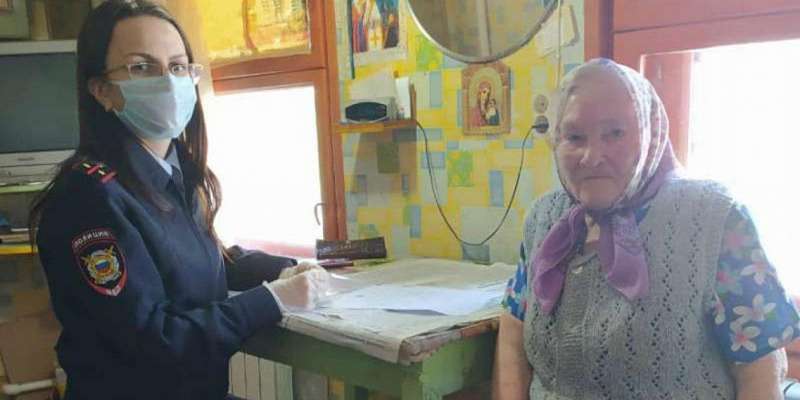 На Орловщине получили российское гражданство труженица тыла и узница концлагеря