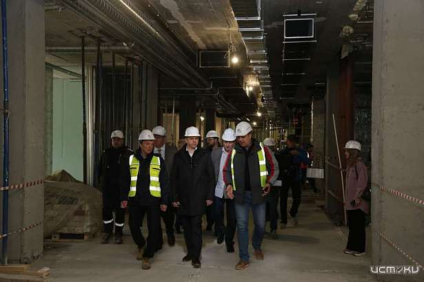 Губернатор Андрей Клычков ознакомился с ходом работ по завершению строительства Многопрофильного медицинского центра Орловской областной клинической больницы