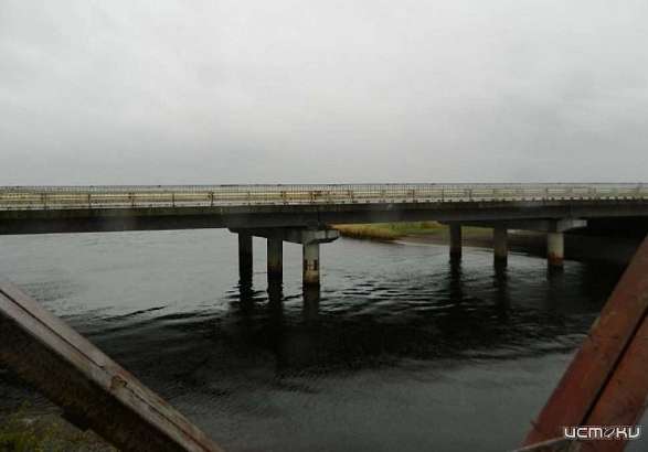 В Орловской области отремонтировали мост через речку Колу