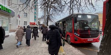 Не в Орле: подзарядки для гаджетов в салоне, нет толчеи, оплата картой без отвлечения водителя