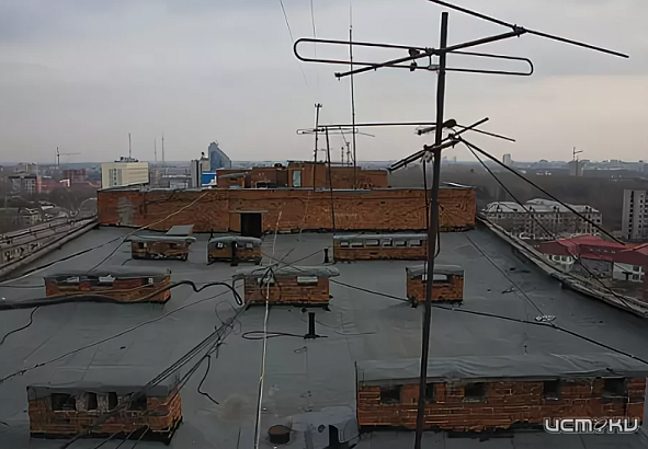 В 2022 году в Орле отремонтируют 40 крыш многоквартирных домов