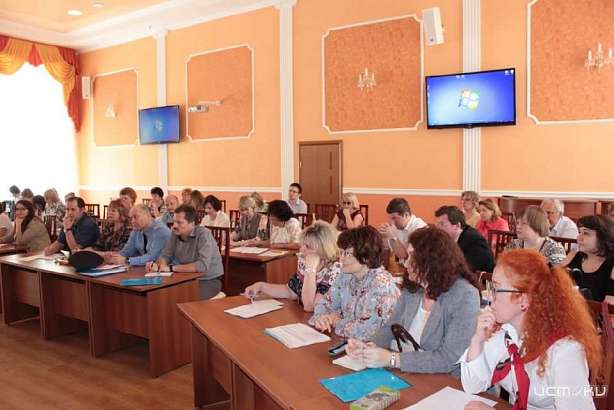 В Орле обсудили качество оценки выпускных школьных экзаменов 