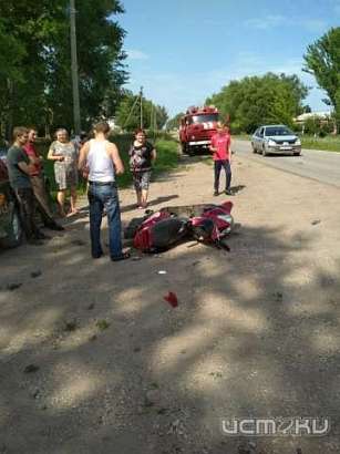 В Залегощи не поделили дорогу скутер и легковушка: есть пострадавший