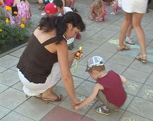 А на улице праздник!