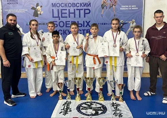 Орловские каратисты завоевали восемь медалей в Москве! 