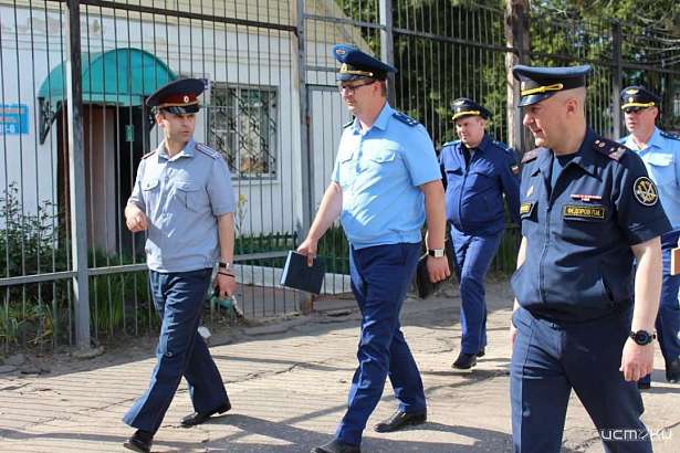 Прокурор Алексей Тимошин проверил соблюдение законодательства в орловской колонии