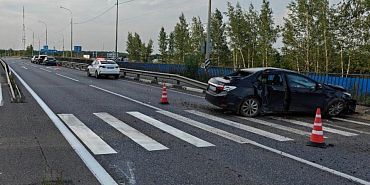 На трассе под Орлом столкнулись Toyota Corolla и Saab