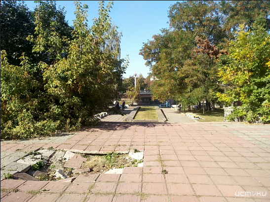 Сквер Маяковского победил в опросе. Ждать осталось недолго… Или всё-таки долго?