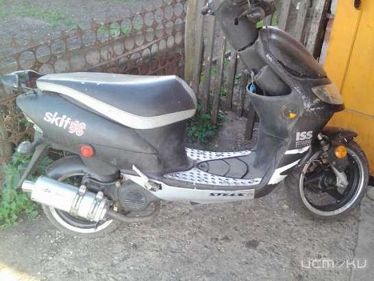 79-летний мопедист опрокинулся в Орловской области 