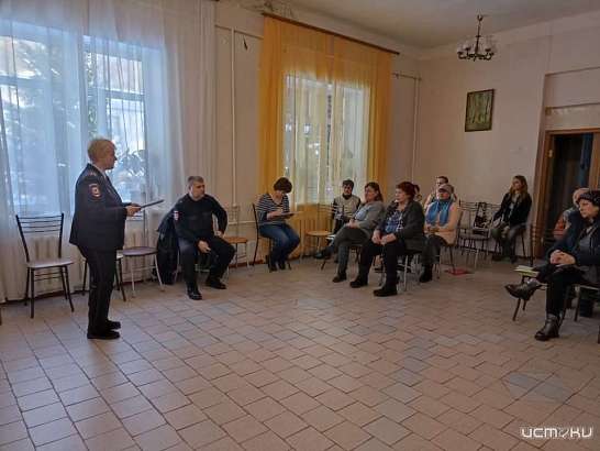 В Орловской области сотрудники УВМ провели выездные приемы граждан в пунктах временного размещения В Орловской области сотрудники УВМ провели выездные приемы граждан в пунктах временного размещения