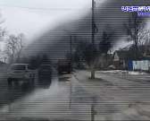 Очередное ноу-хау: в Орле «ремонтируют» дорогу песком и камнями