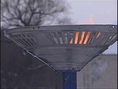 Факел зажгли