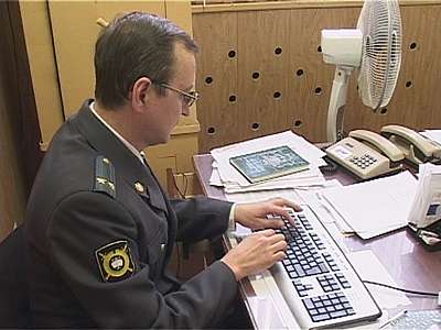 Его служба и опасна, и трудна...