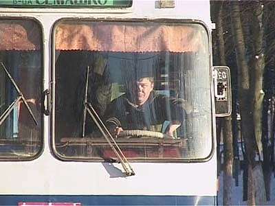 Работу электрического транспорта уменьшили