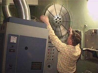 Неразвитая киноиндустрия