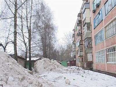 Дом под снегом