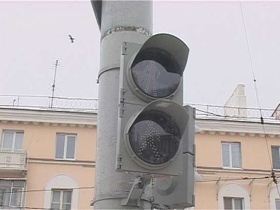 Светофоров как не было, так и нет