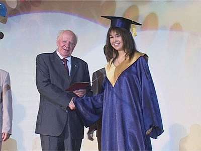 Вручение дипломов в ОГАУ