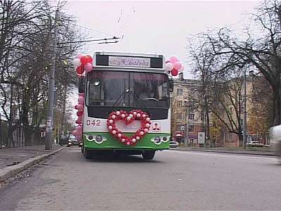 Свадебный троллейбус