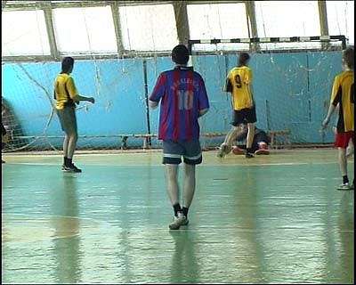 Старт соревнований по мини-футболу