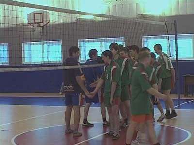 Соревнования по волейболу