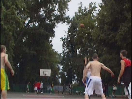 Соревнования по уличному баскетболу....