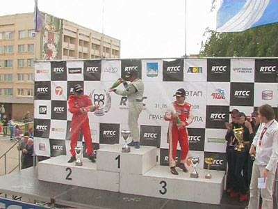 Богатое на события начало лета