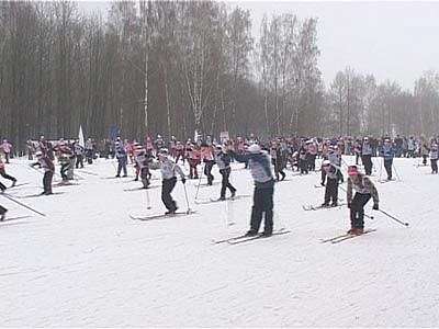 Весна лыжникам не помеха