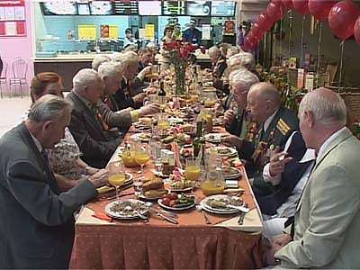 «Гринн» поздравляет ветеранов