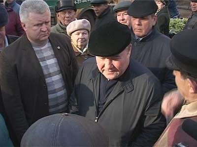 Губернатор области впервые посетил орловскую ярмарку