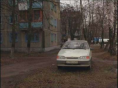 Автомобильный беспредел во дворах