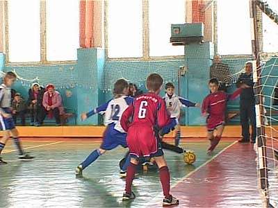 Юбилей отметим футболом