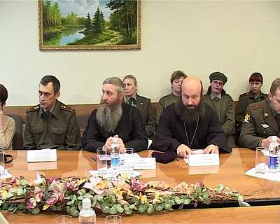 Тюрьма и церковь