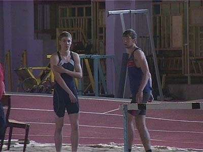 Легкоатлеты приехали.